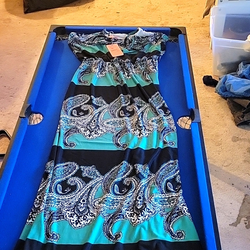 Women's dress